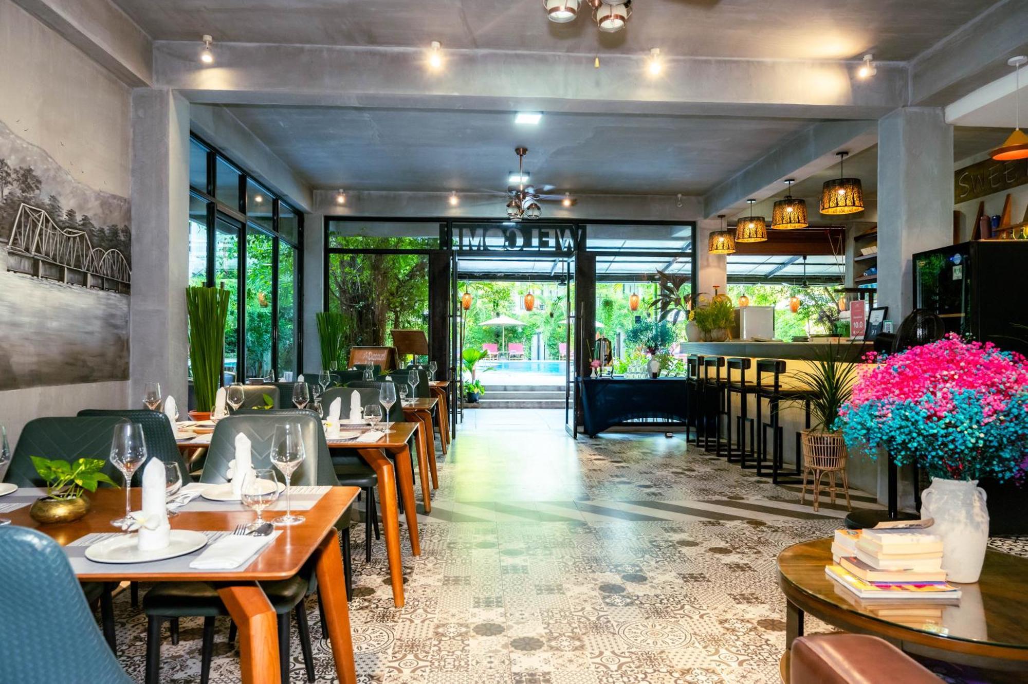 Kampot Sweet Boutique Hotel ภายนอก รูปภาพ