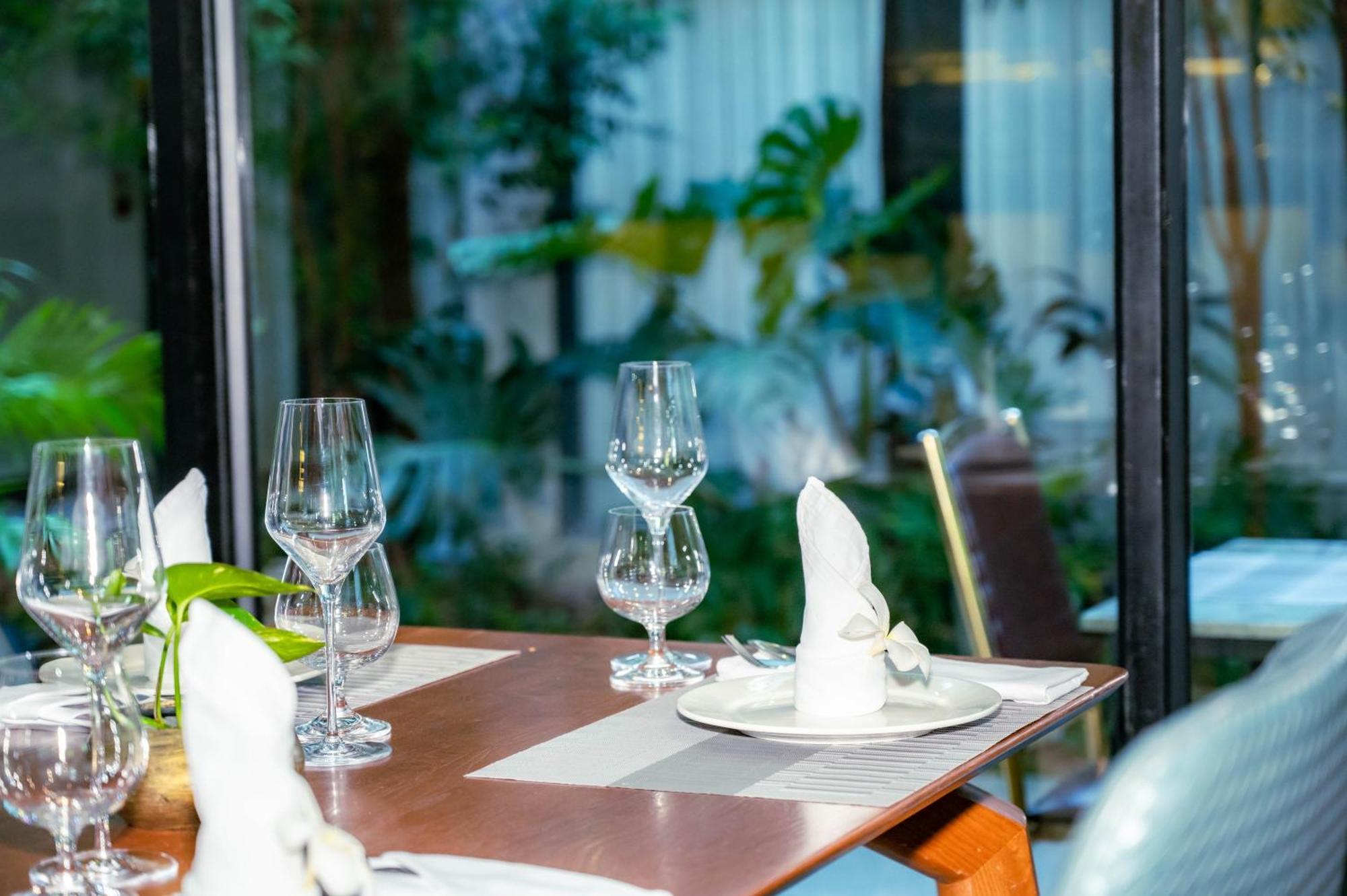 Kampot Sweet Boutique Hotel ภายนอก รูปภาพ